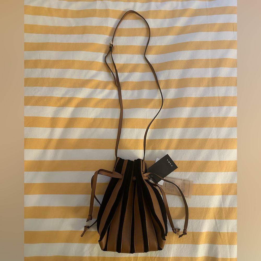 Zara NWT suede and leather bucket bag.